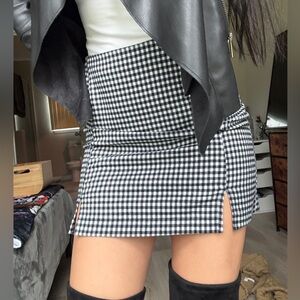 Eyeshadow plaid mini skirt